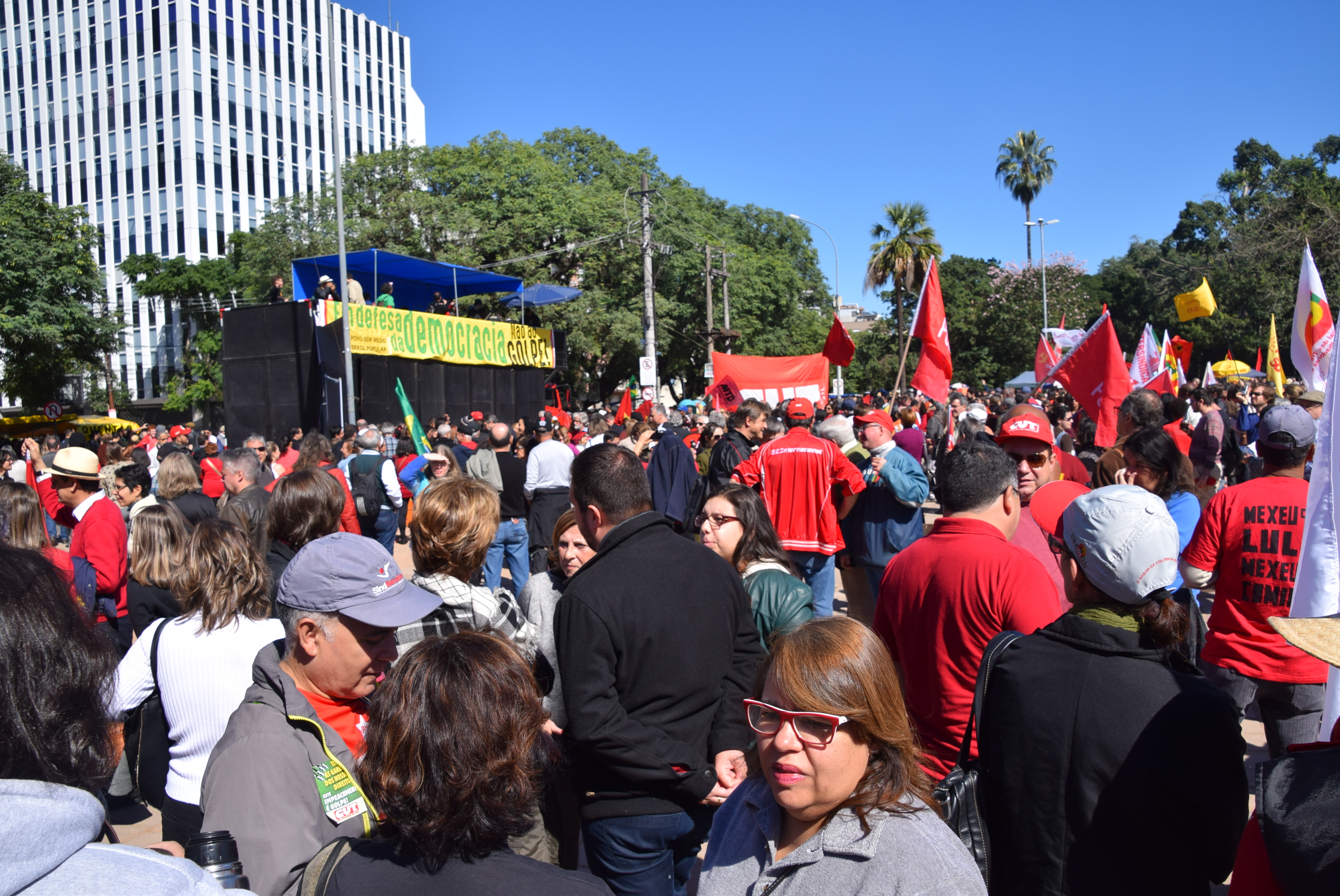 1º de Maio: Resistência e luta em defesa da democracia e dos direitos