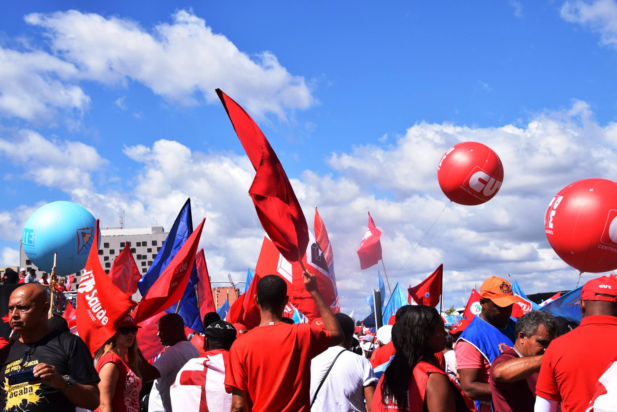 PEC que permite eleições diretas é aprovada por unanimidade na CCJ do Senado