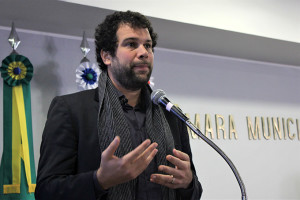 “É mentira que o Brasil vai quebrar se não fizer as reformas”, afirma Pedro Rossi