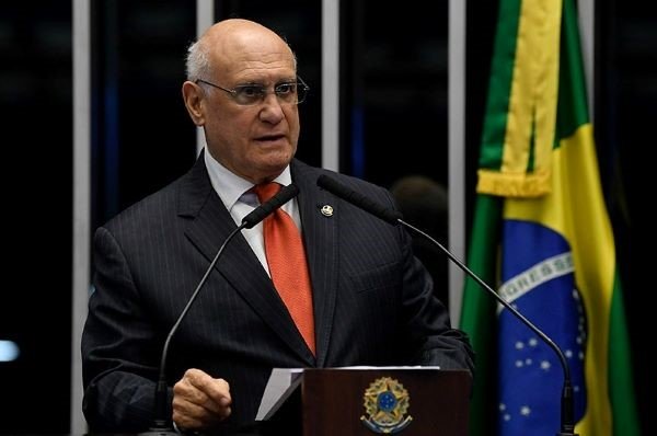 Com voto favorável de Lasier, CCJ do Senado aprova reforma da Previdência