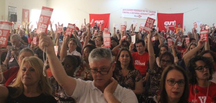 15º CECUT-RS: Congresso Lula Livre e Inocente elege Amarildo Cenci para novo presidente da CUT-RS