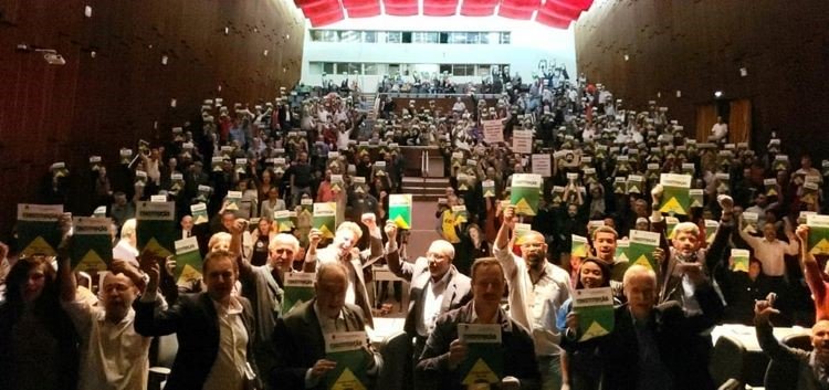 Frente Ampla pelo Brasil conclama unidade em defesa da Constituição e da democracia