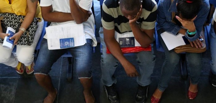 Desemprego atinge 12,5 milhões e mais de 36 milhões estão na informalidade
