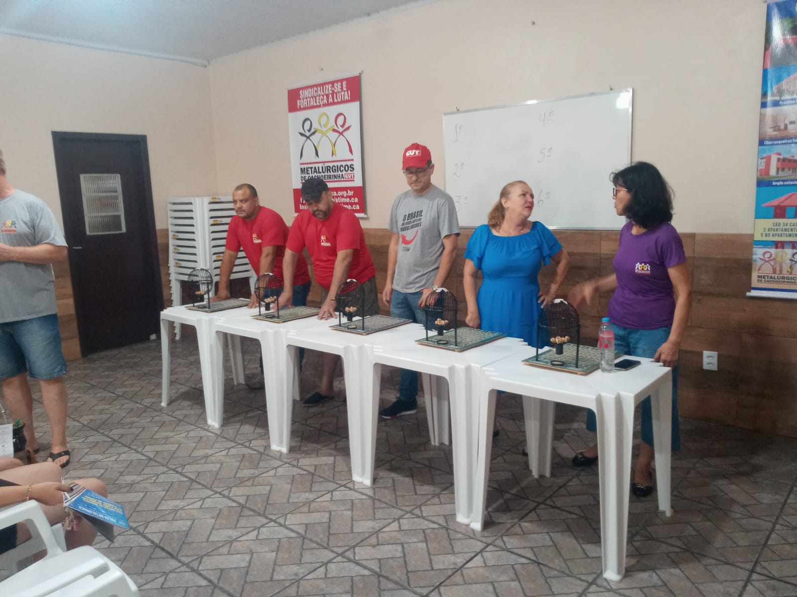 cbcd7f88-3f5b-48ff-bddb-ea16494f5b8e